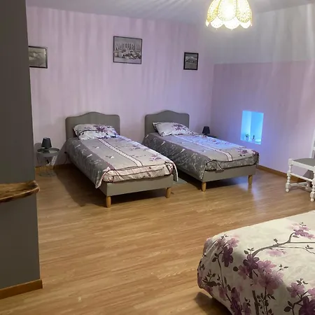 Homestay Au Coeur De La Bretagne ,chez Colette Et Gerard *