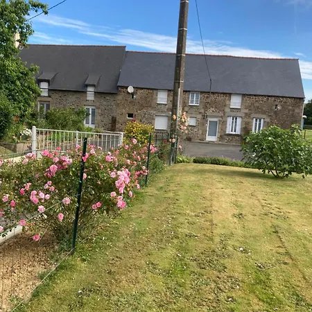 Au Coeur De La Bretagne ,chez Colette Et Gerard Bazouges-la-Perouse